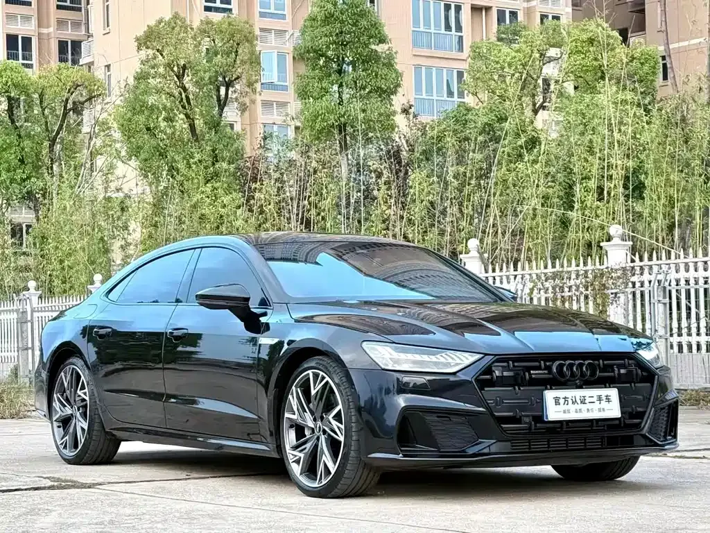 Audi A7L — фото 10