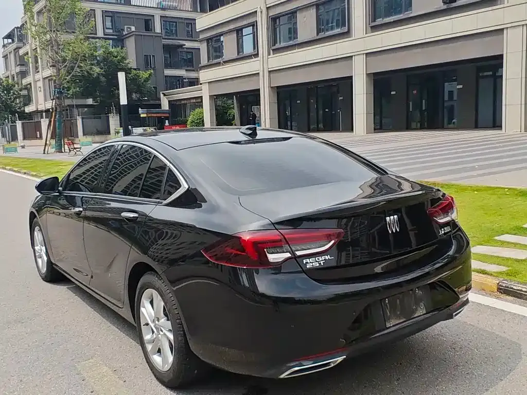 Buick Regal — фото 7