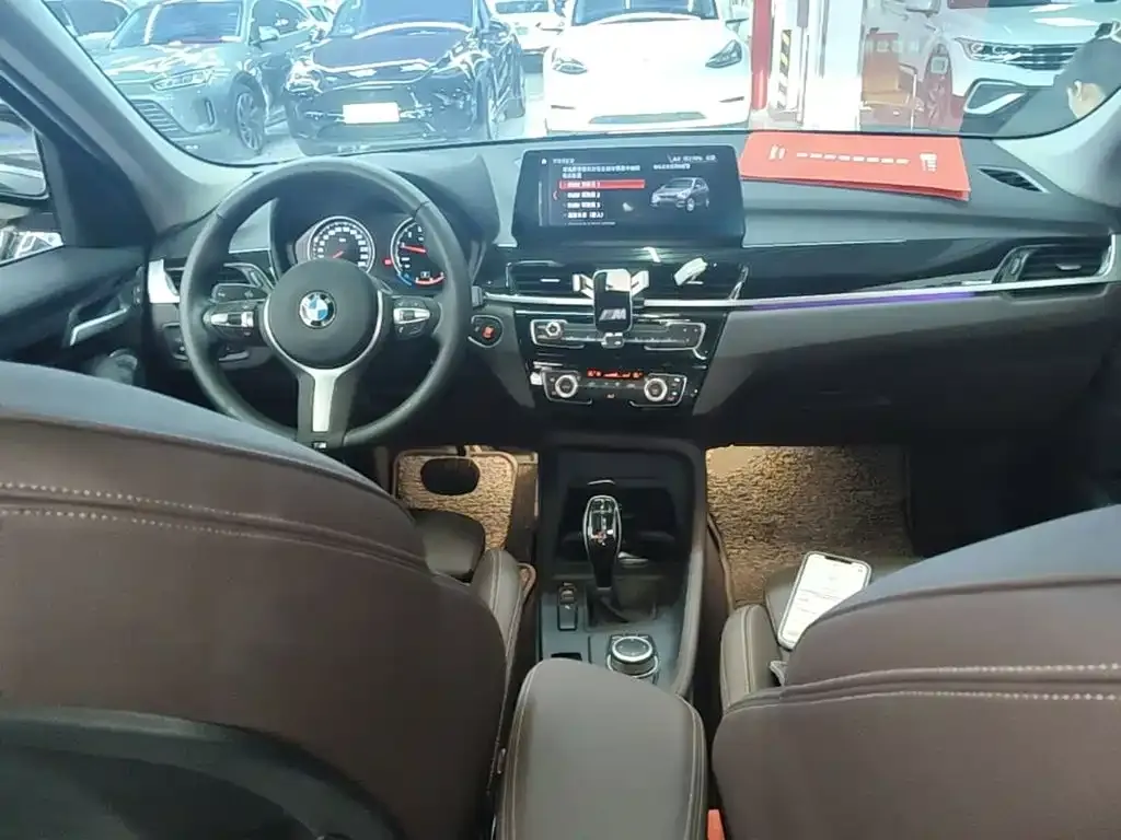 BMW X1 — фото 10