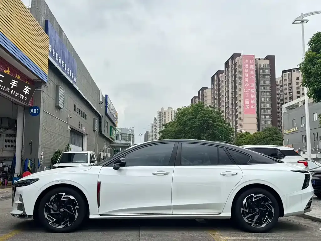 Hongqi H6 — фото 2