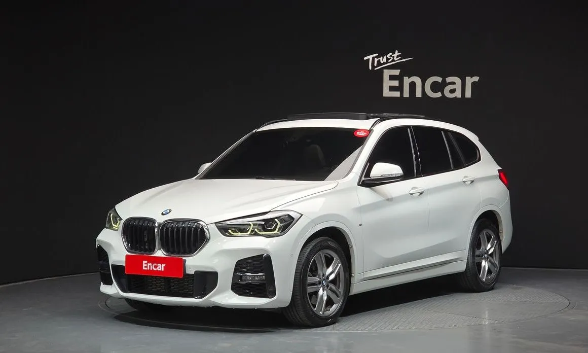 BMW X1 — фото 1