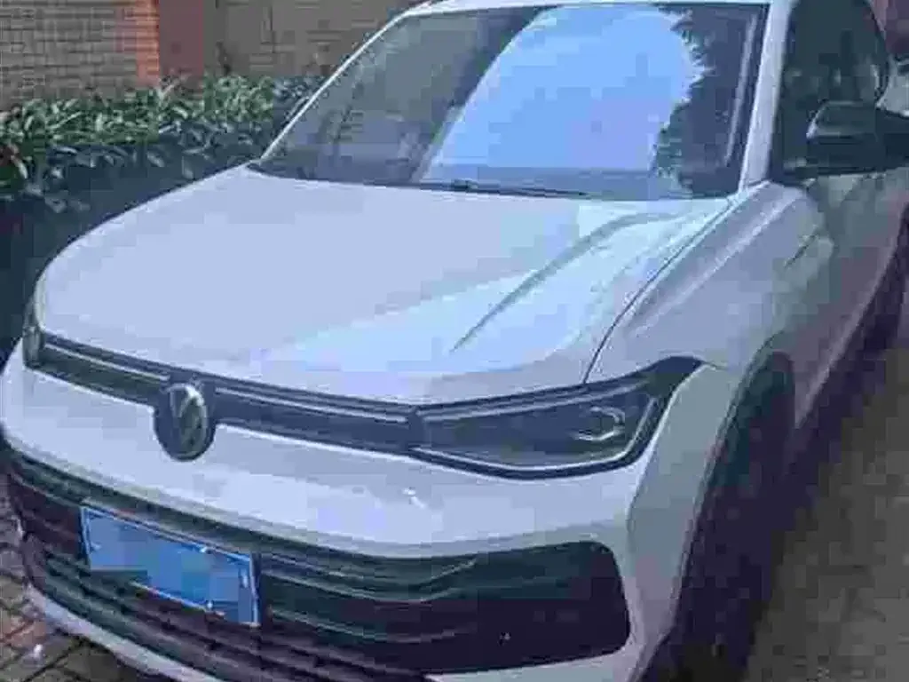 Volkswagen Tharu — фото 1