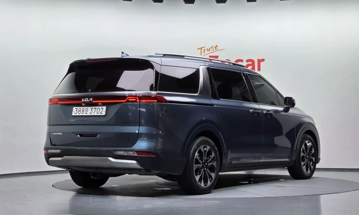 Kia Carnival — фото 6