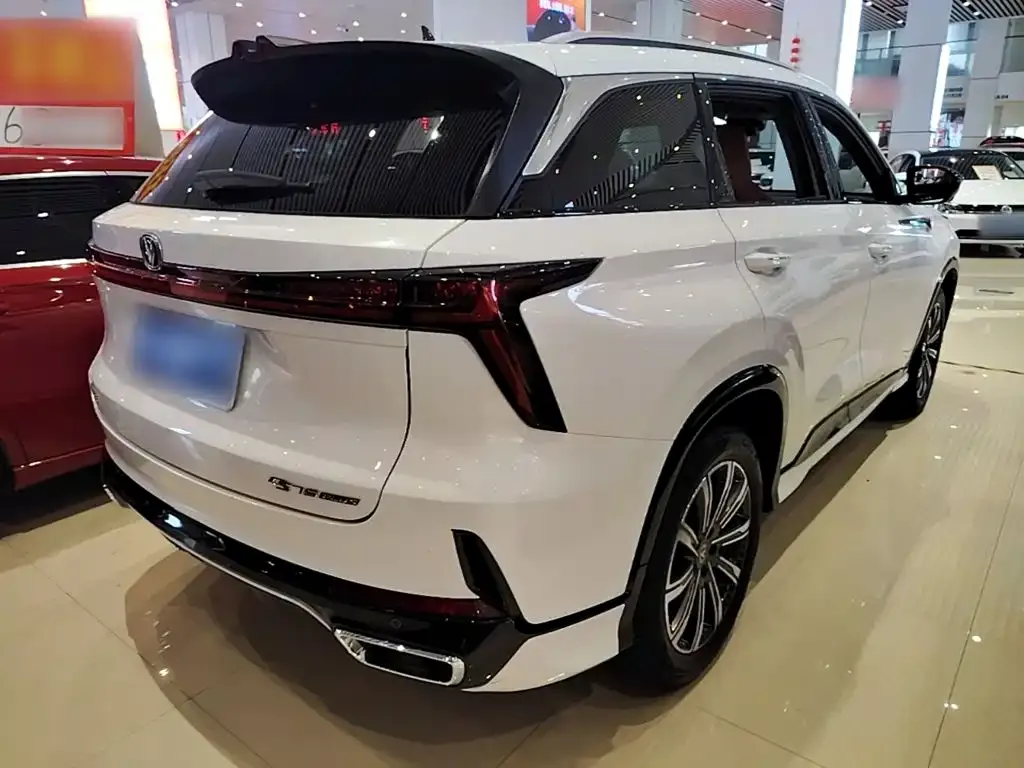 Changan CS75PLUS — фото 8