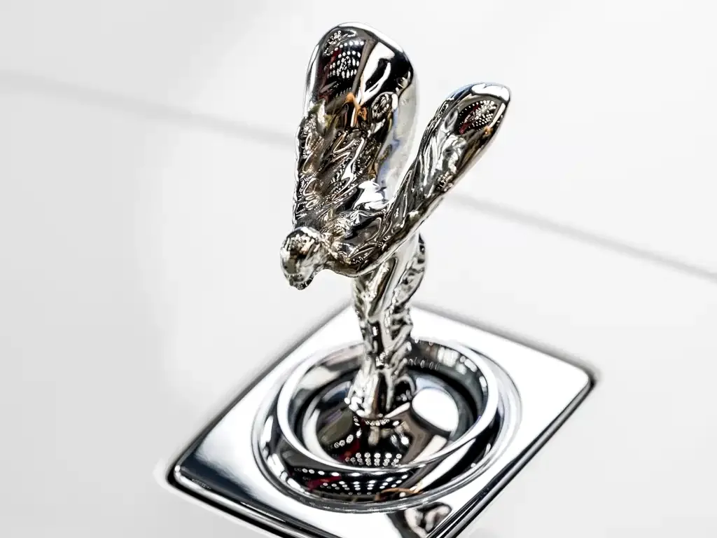 Rolls-Royce Cullinan — фото 9