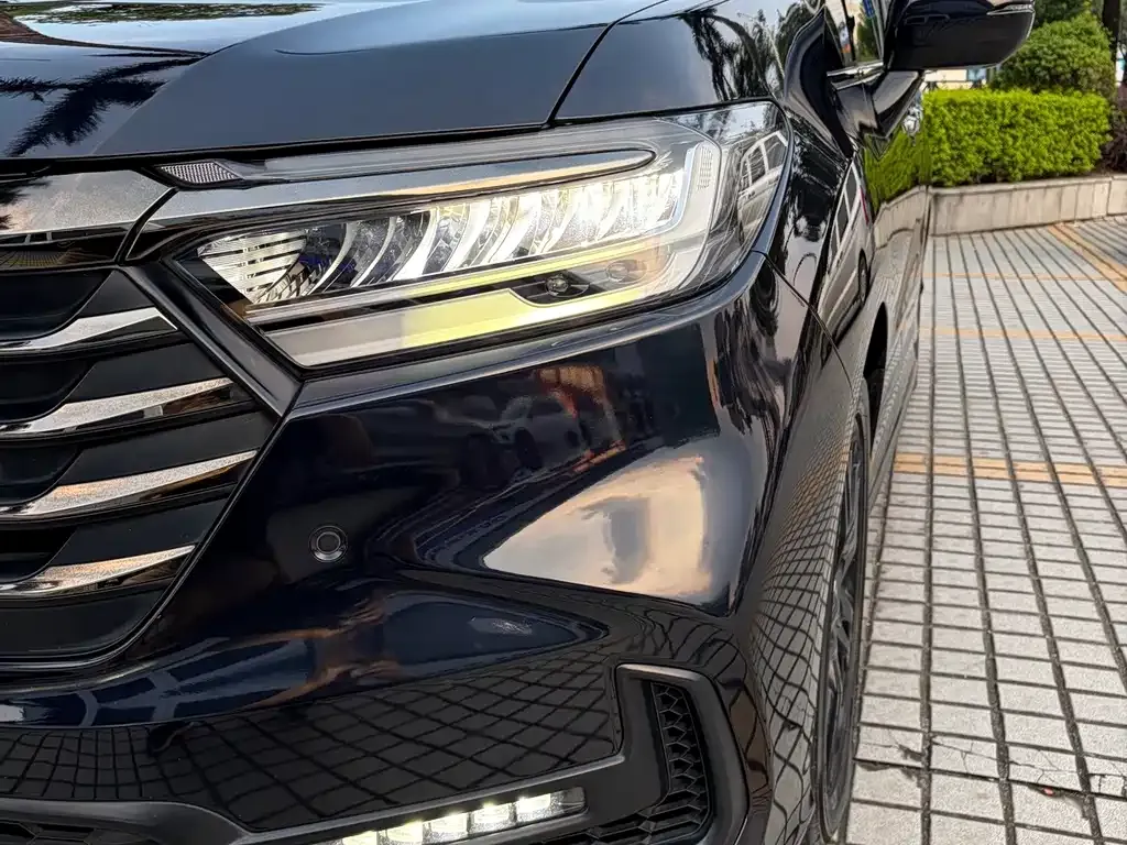 Honda Odyssey — фото 4