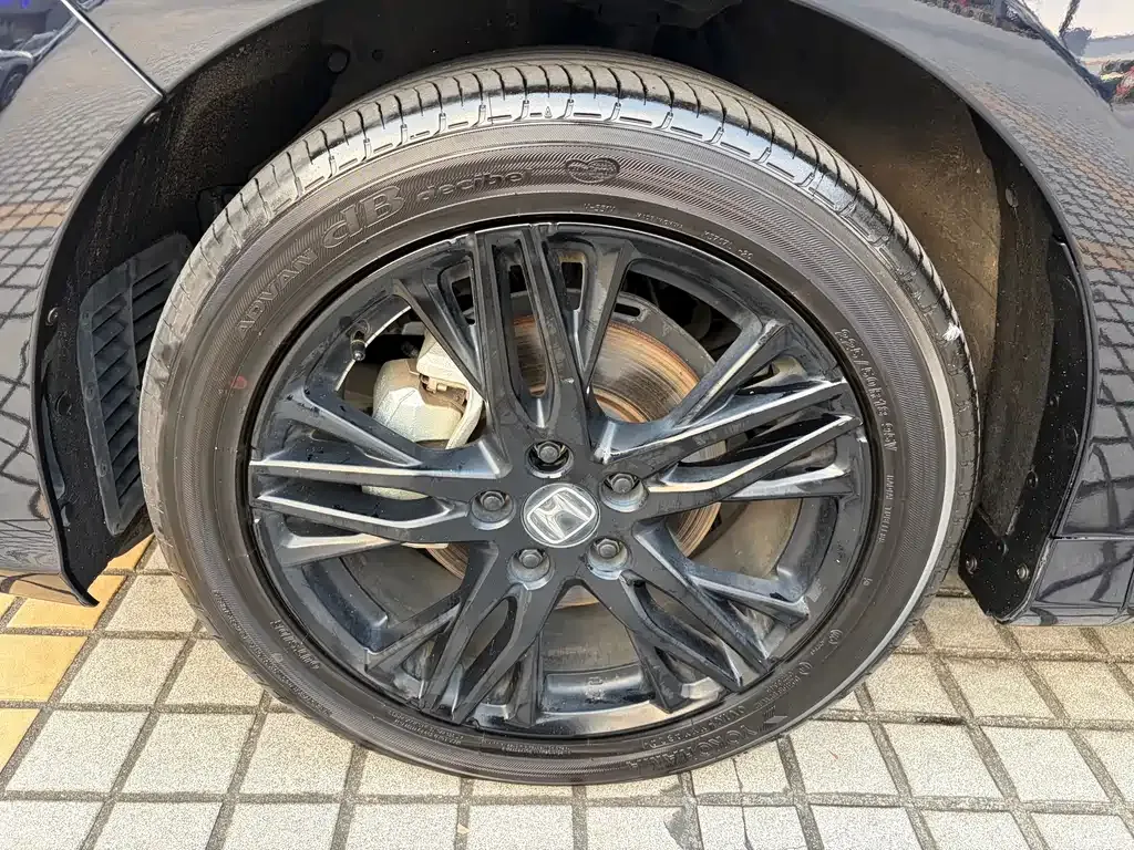 Honda Odyssey — фото 10