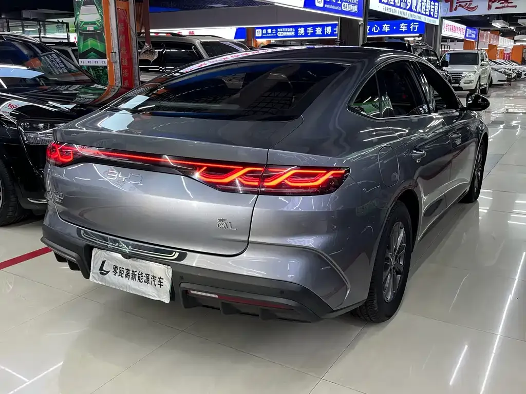 BYD Qin L — фото 6