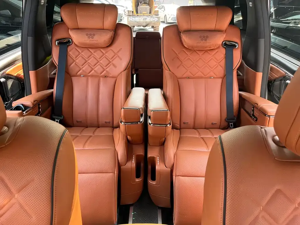 GAC Motor Trumpchi M8 — фото 3