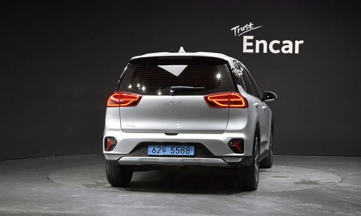Kia Niro — фото 4