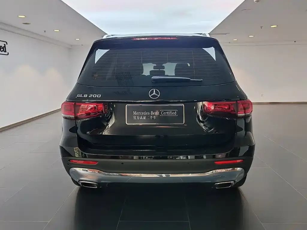Mercedes-Benz GLB — фото 4