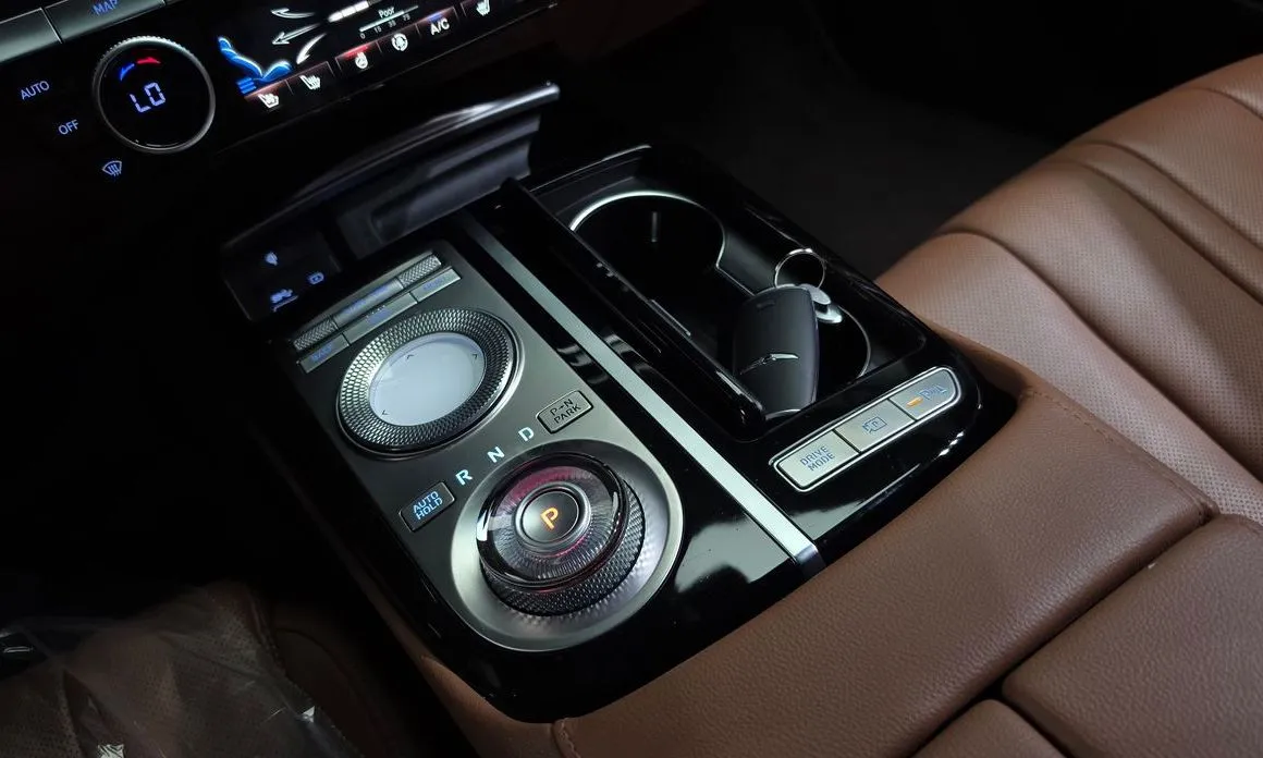 Genesis G80 — фото 10