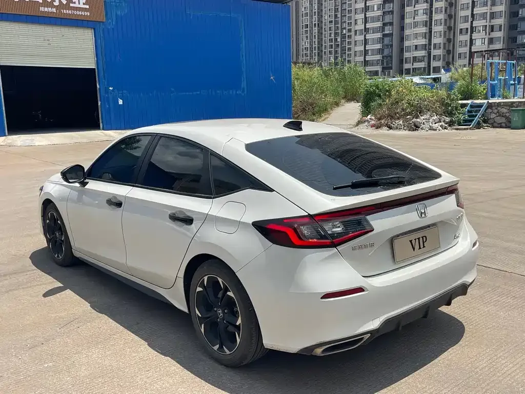 Honda Civic — фото 8