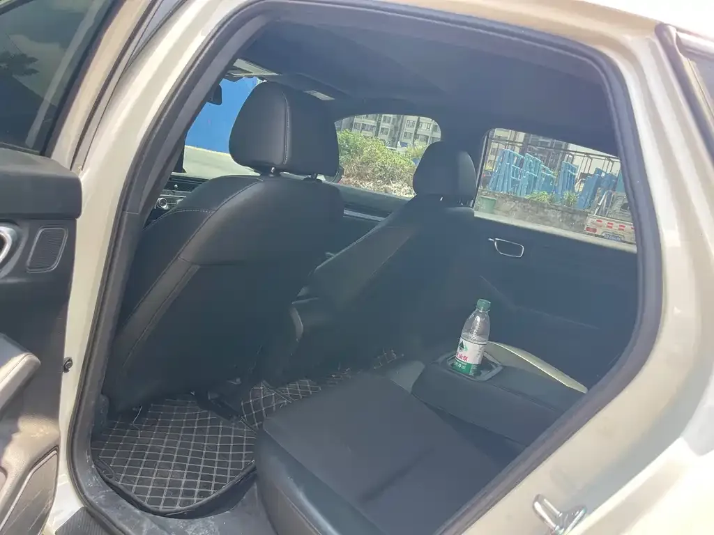 Honda Civic — фото 9