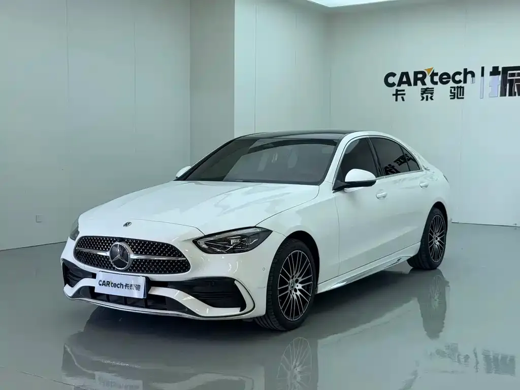 Mercedes-Benz C-Class — фото 1