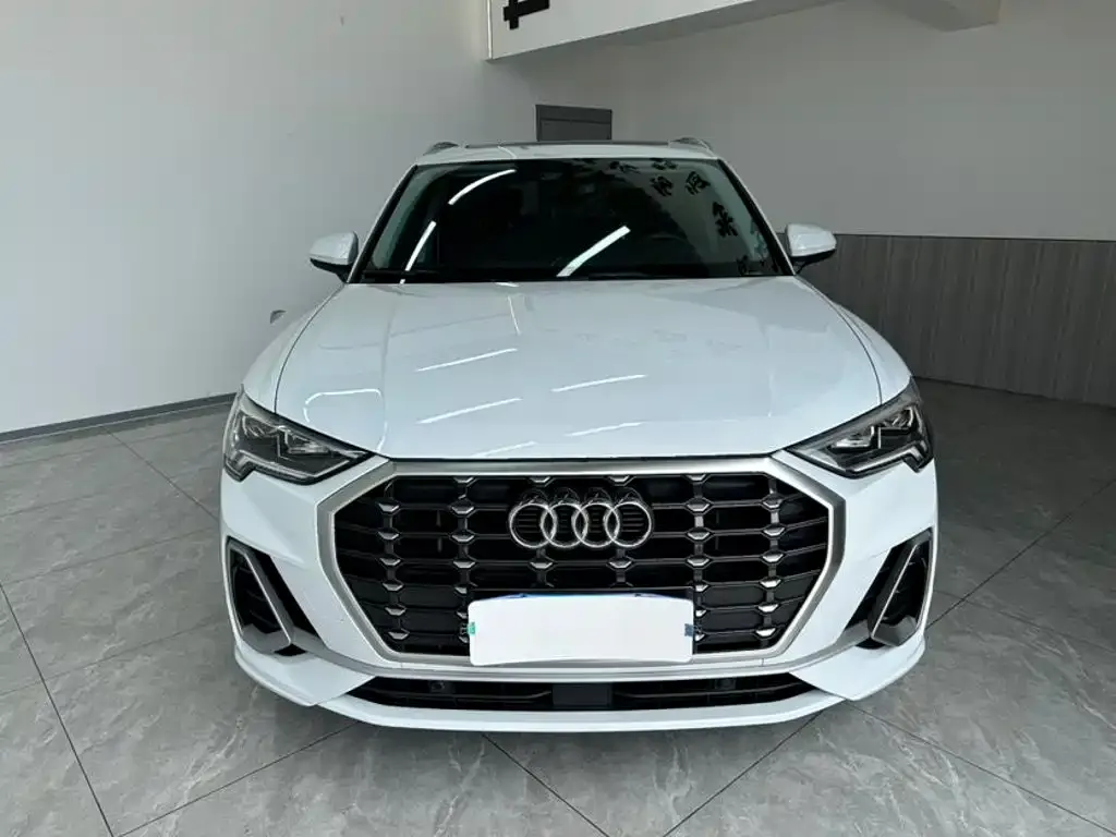 Audi Q3 — фото 5
