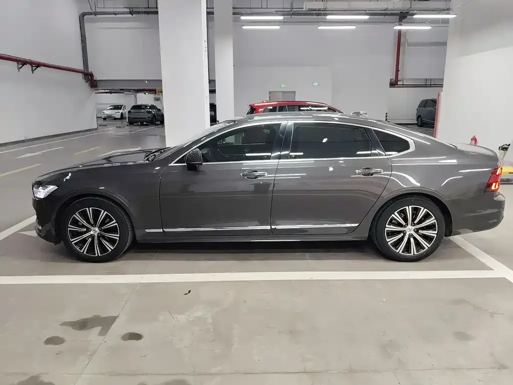 Volvo S90 — фото 3