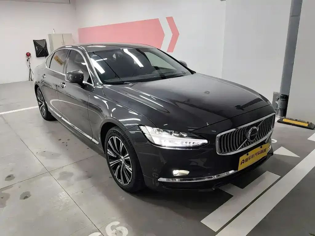 Volvo S90 — фото 7