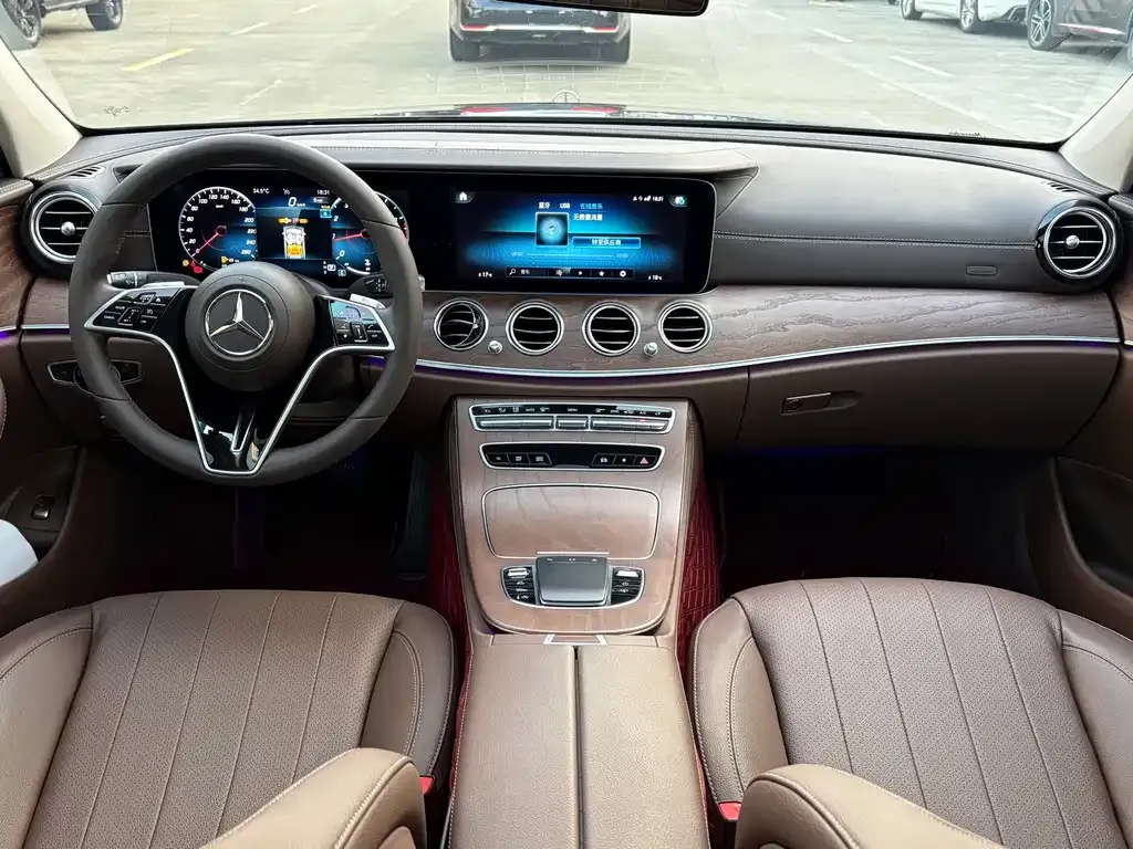 Mercedes-Benz E-Class — фото 10