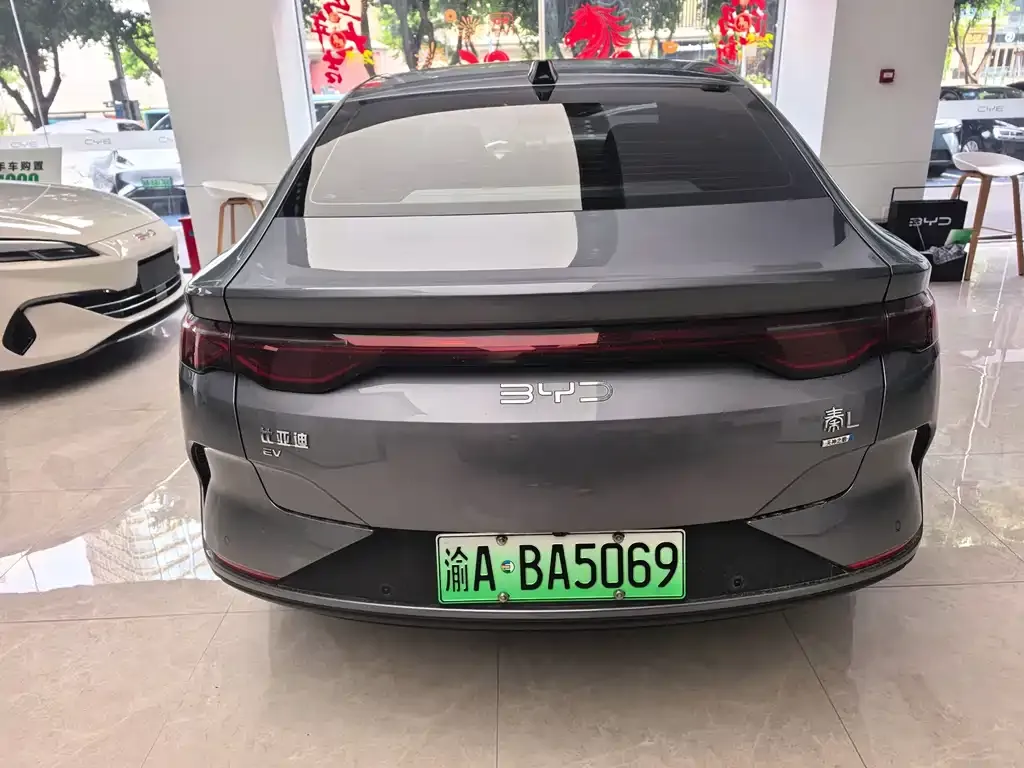 BYD Qin L — фото 8