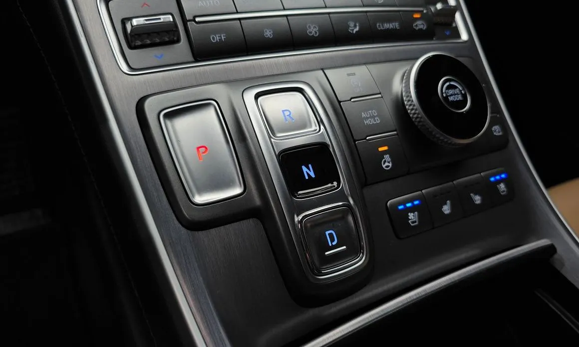 Hyundai Santafe — фото 3
