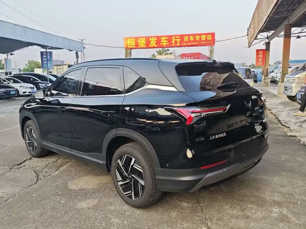 Wuling Xingguang S — фото 9