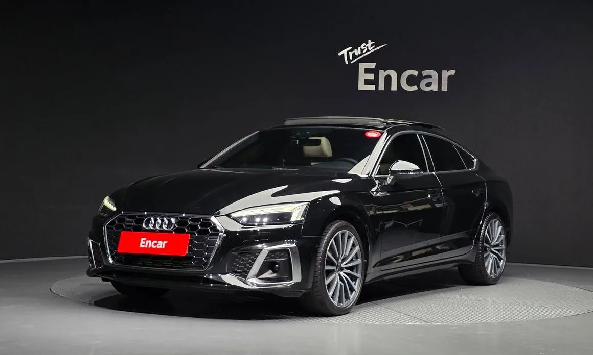 Audi A5 — фото 1