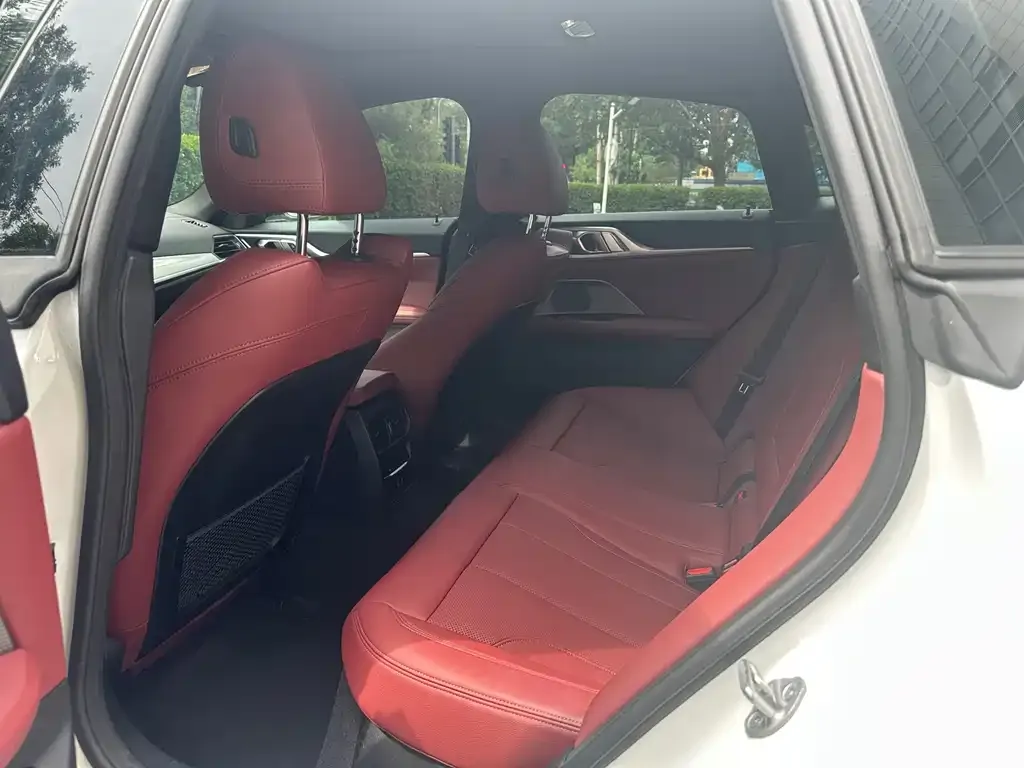 BMW i4 — фото 2