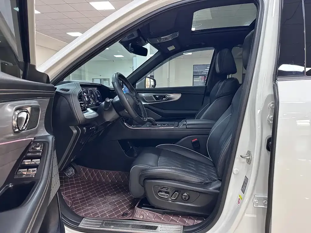 GAC Motor Trumpchi GS8 — фото 3