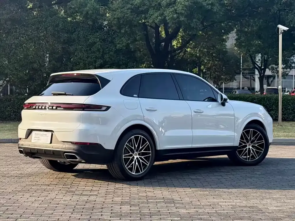 Porsche Cayenne — фото 3