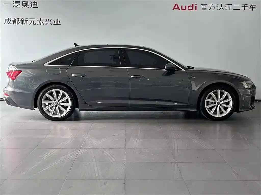 Audi A6L — фото 2