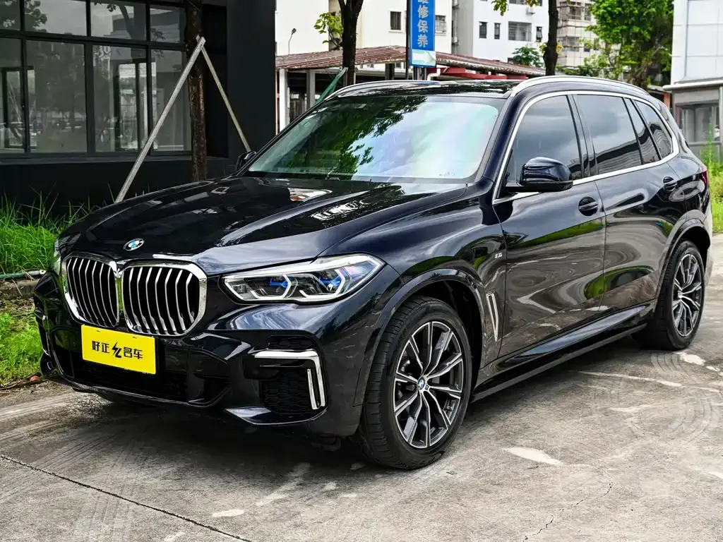 BMW X5 — фото 1