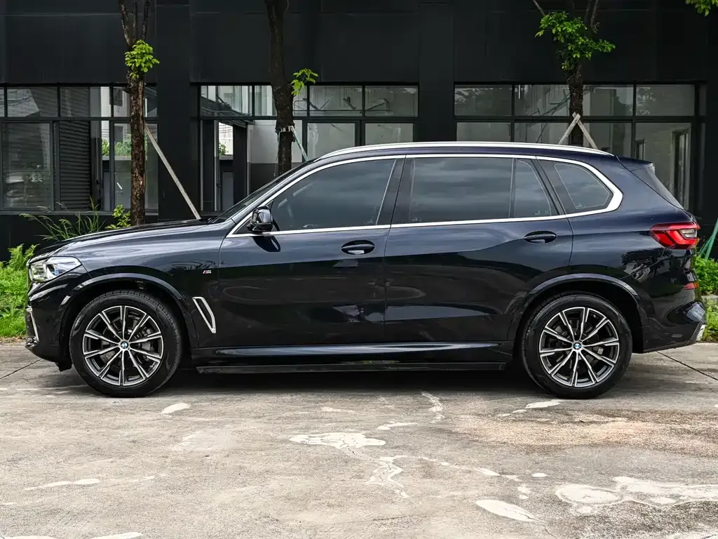 BMW X5 — фото 2