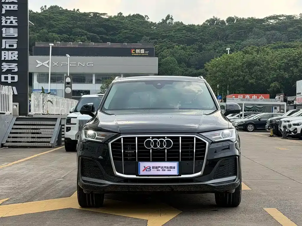 Audi Q7 — фото 6