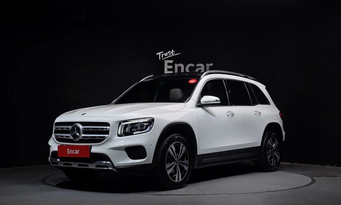 Mercedes-Benz GLB-Class — фото 1