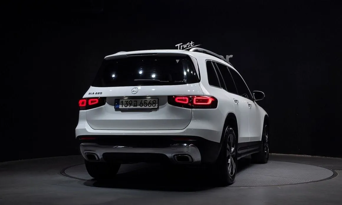 Mercedes-Benz GLB-Class — фото 3