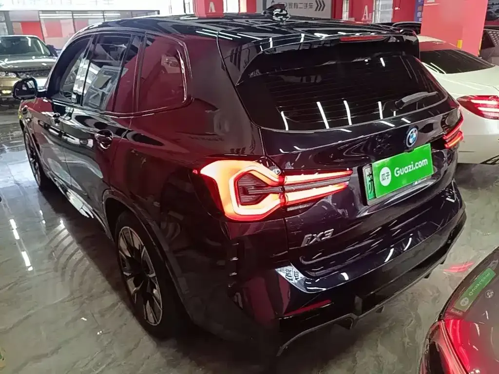 BMW iX3 — фото 2