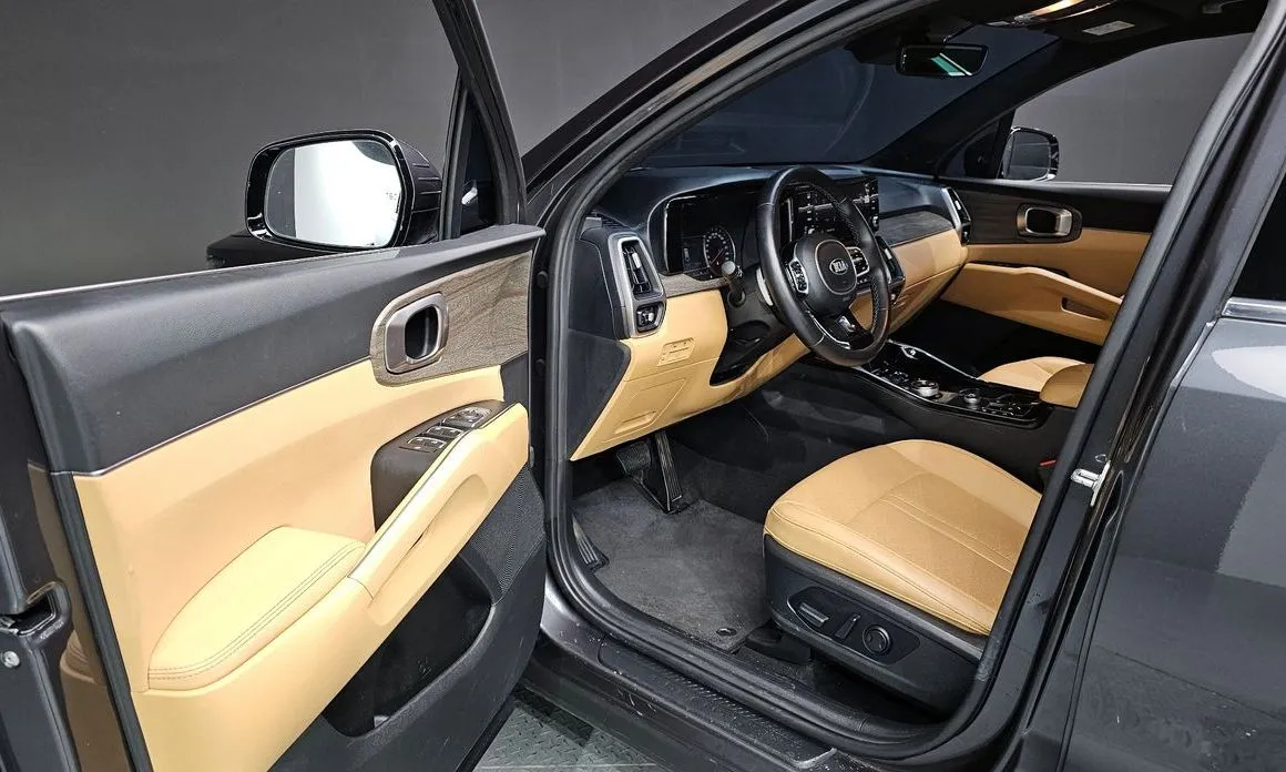Kia Sorento — фото 6