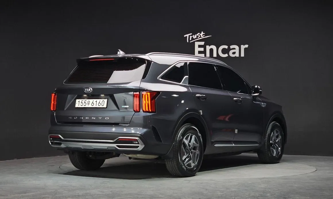 Kia Sorento — фото 10