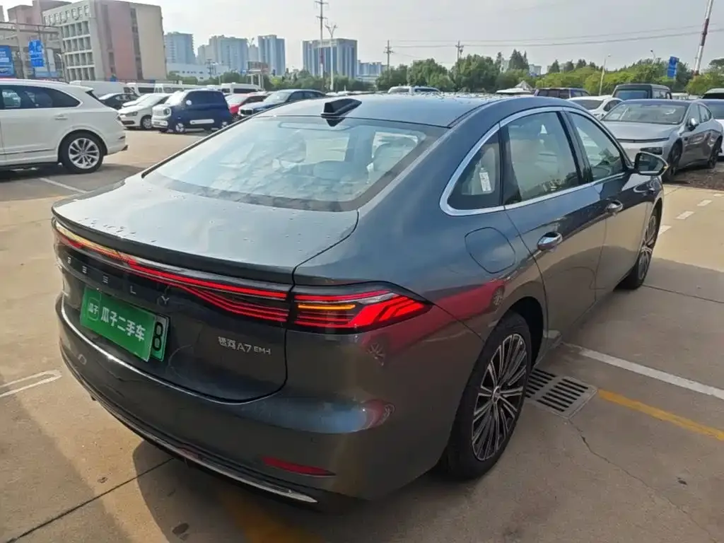 Geely 银河A7 EM — фото 6
