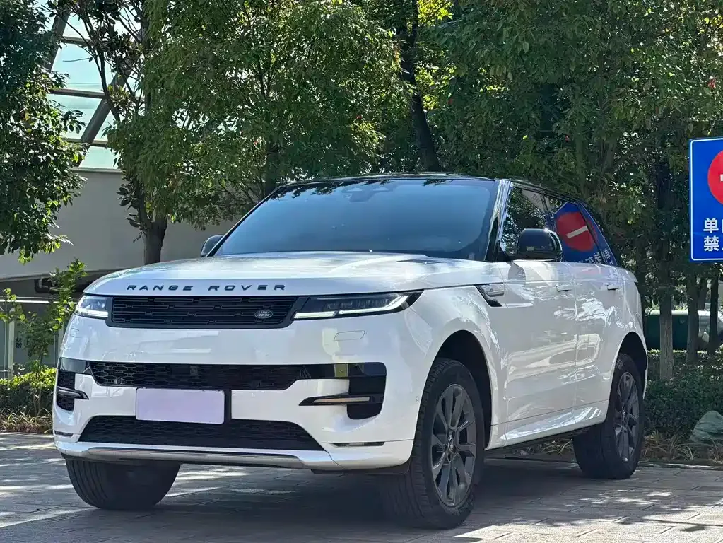 Land Rover Sport — фото 1