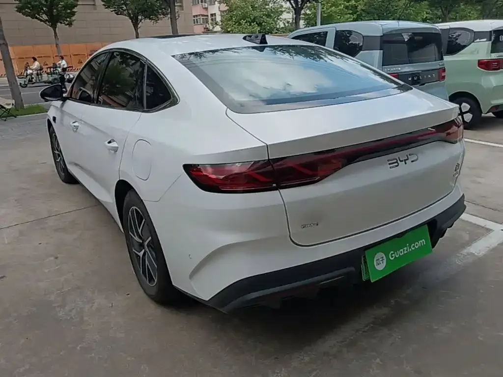 BYD Qin L — фото 7