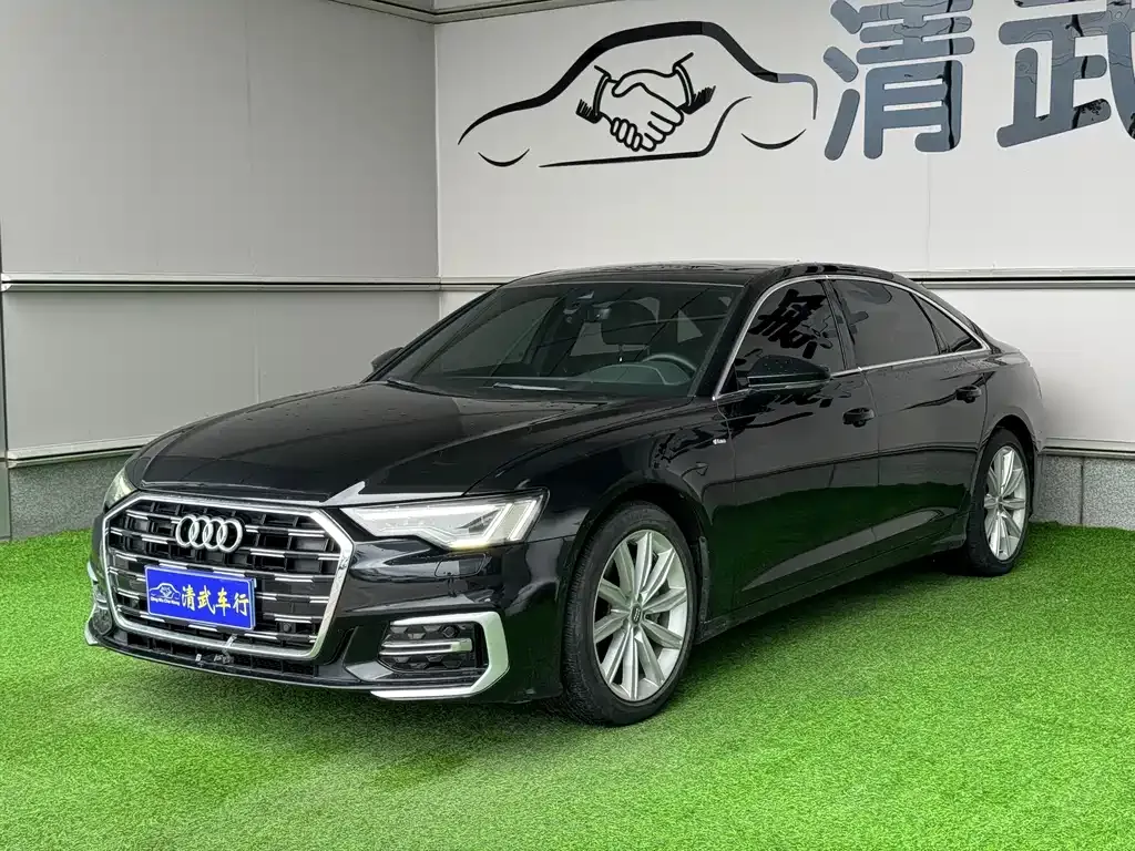 Audi A6L — фото 1