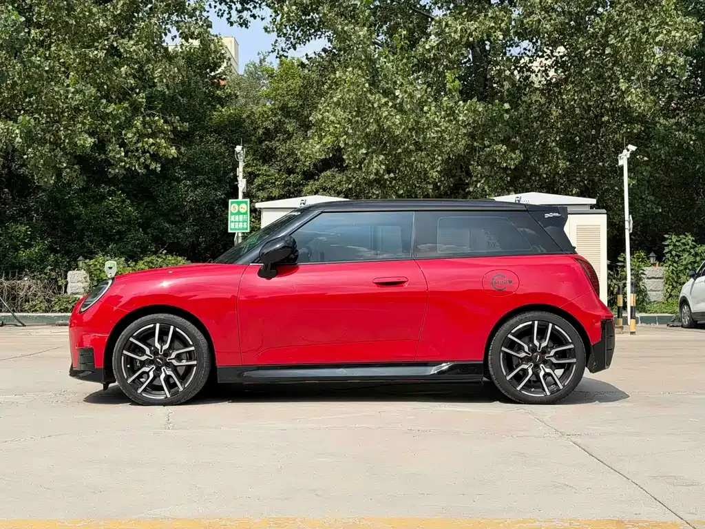 MINI Cooper EV — фото 7