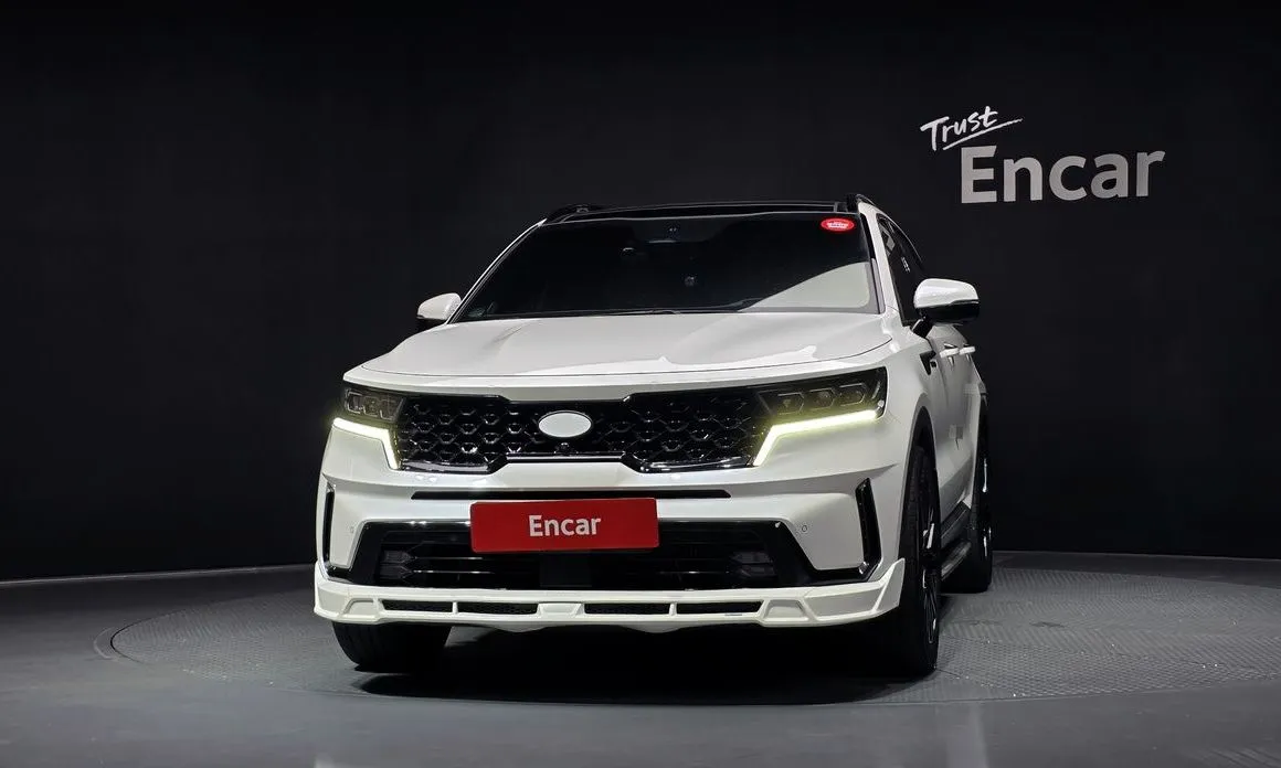 Kia Sorento — фото 6