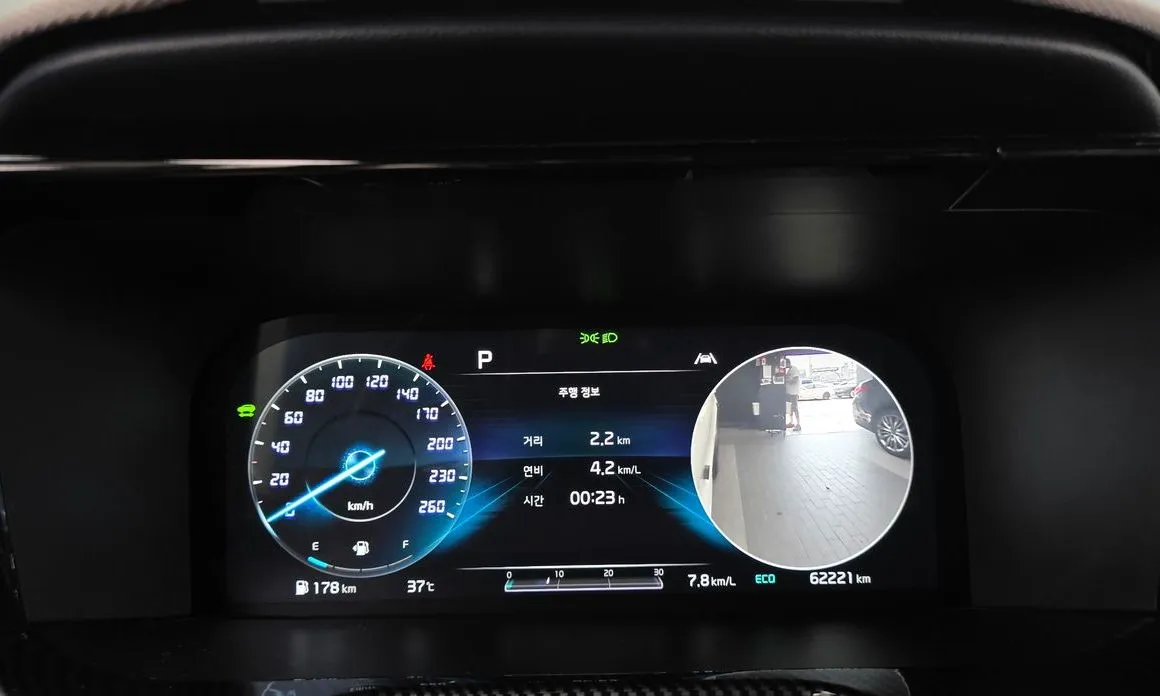 Kia Sorento — фото 5