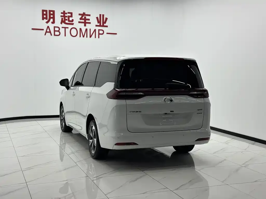 GAC Motor Trumpchi M6 — фото 9