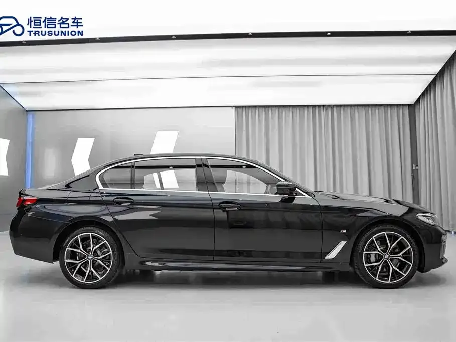 BMW 5 Series — фото 2