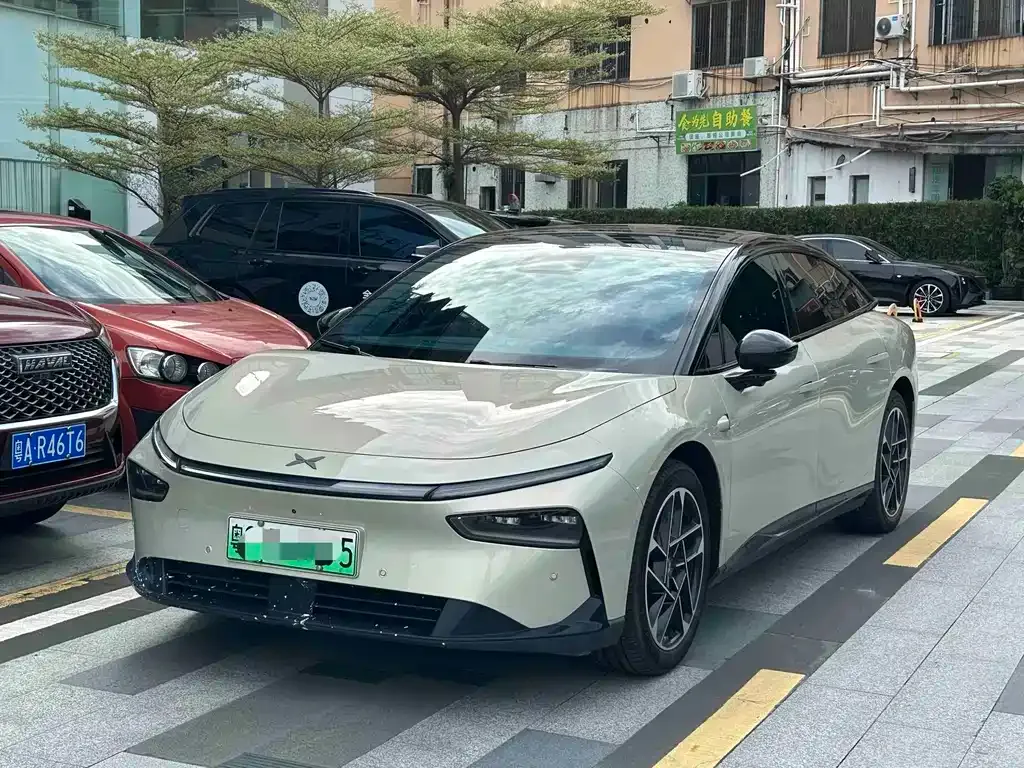 XPeng P7+ — фото 1