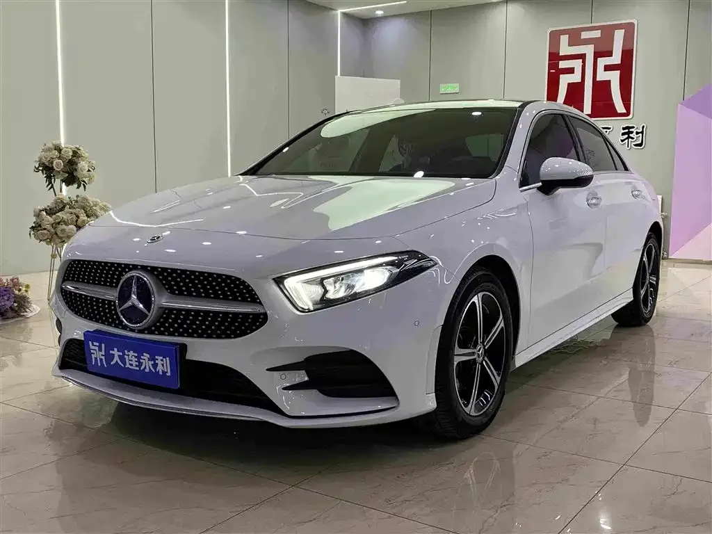 Mercedes-Benz A-Class — фото 1